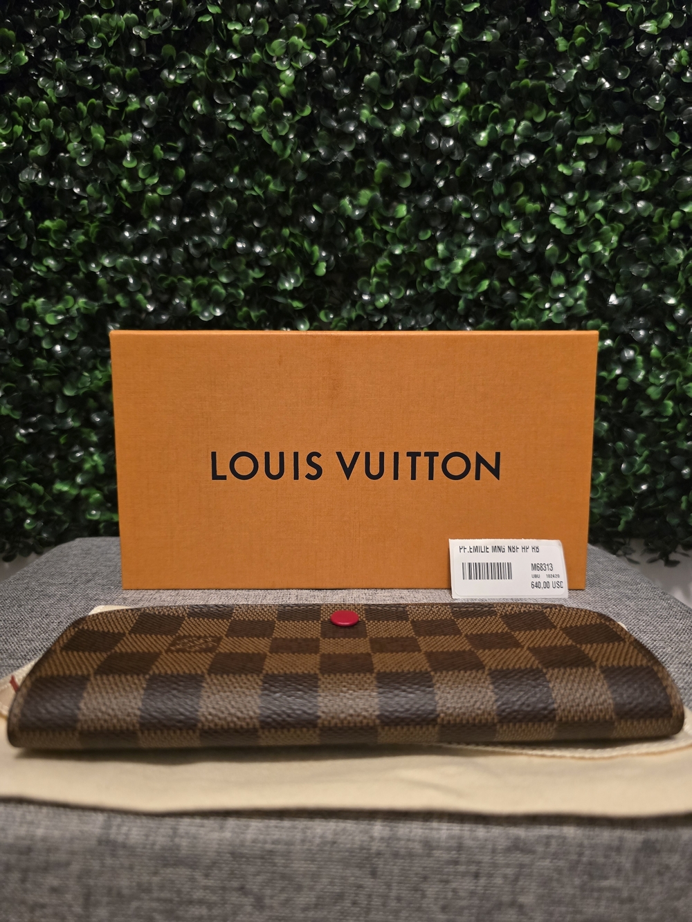 Louis Vuitton Damier Ebene Emilie Wallet - Brown with Red Snap - Picture 4 of 8